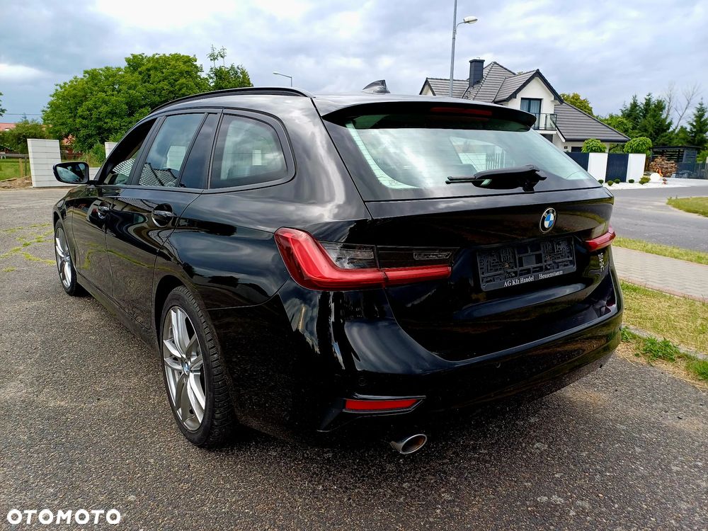 BMW Seria 3 318d Edition Luxury Line Purity - 4