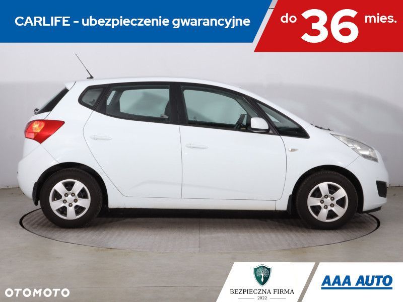 Kia Venga - 8