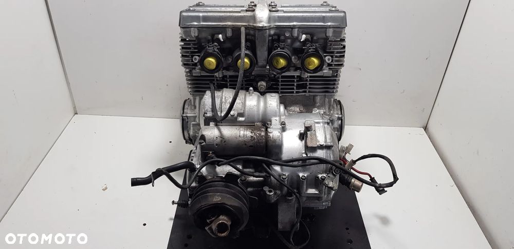 Yamaha XJ900 Diversion - Silnik - 4