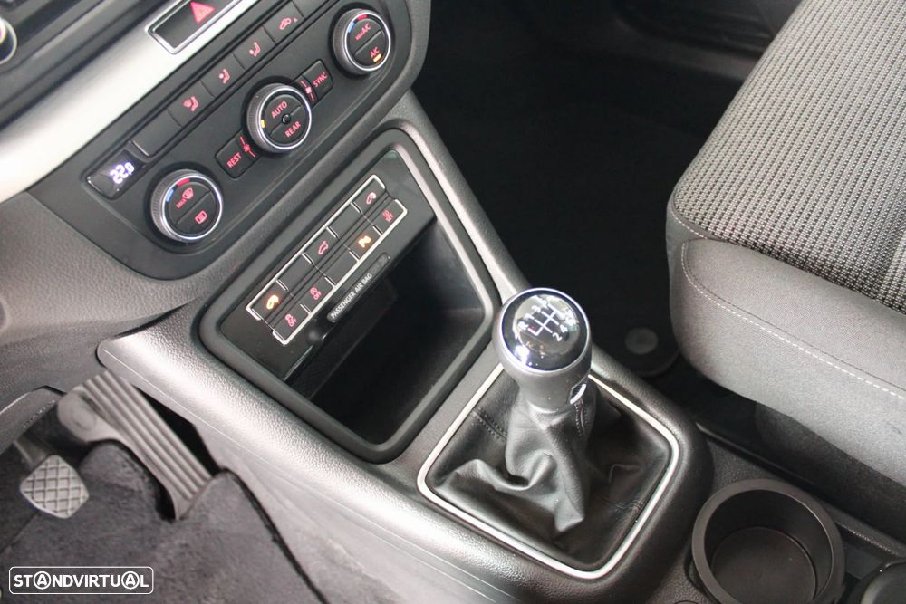 VW Sharan 2.0 TDI Confortline - 11