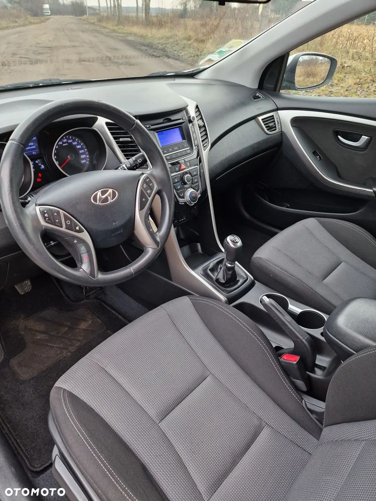 Hyundai i30 blue 1.6 CRDi Classic - 8