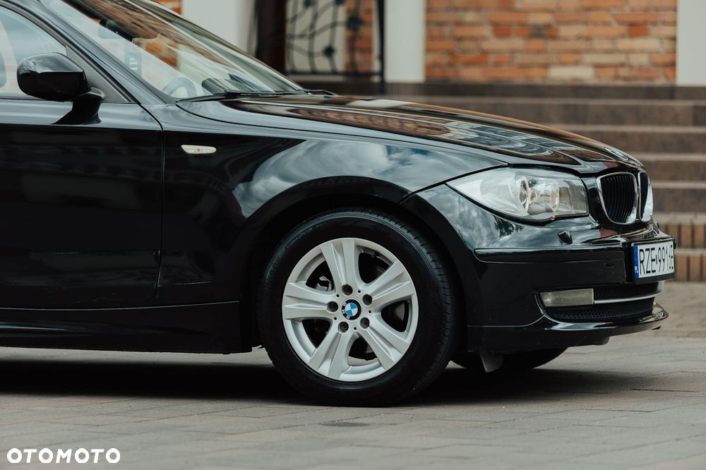 BMW Seria 1 116d - 12