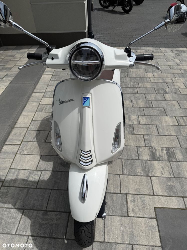 Piaggio Vespa - 2
