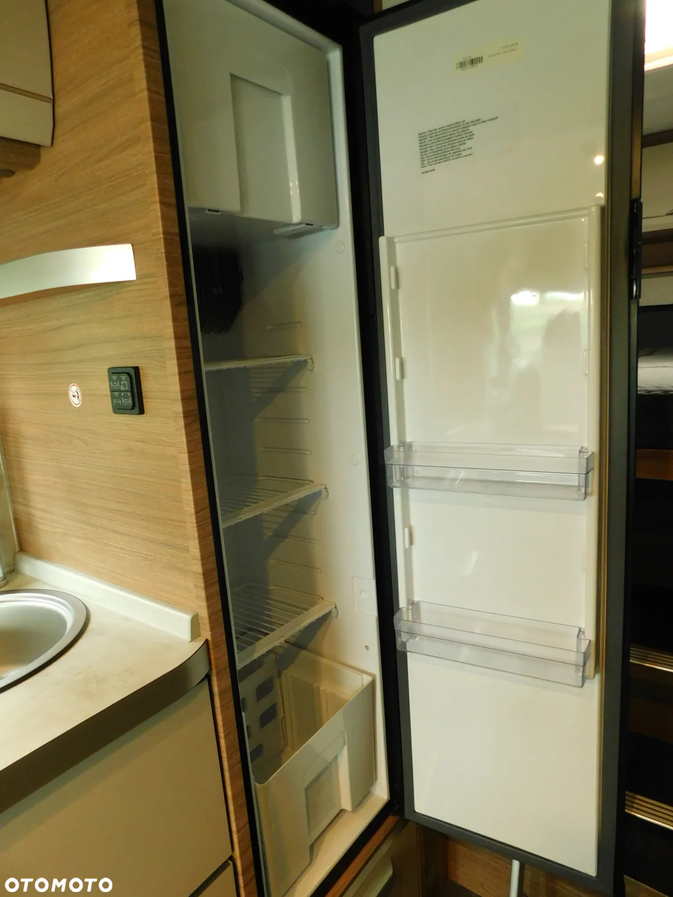 KNAUS VAN WAVE 640 MEG VANSATION FV23% Automat Tempomat Aktywny Led - 17