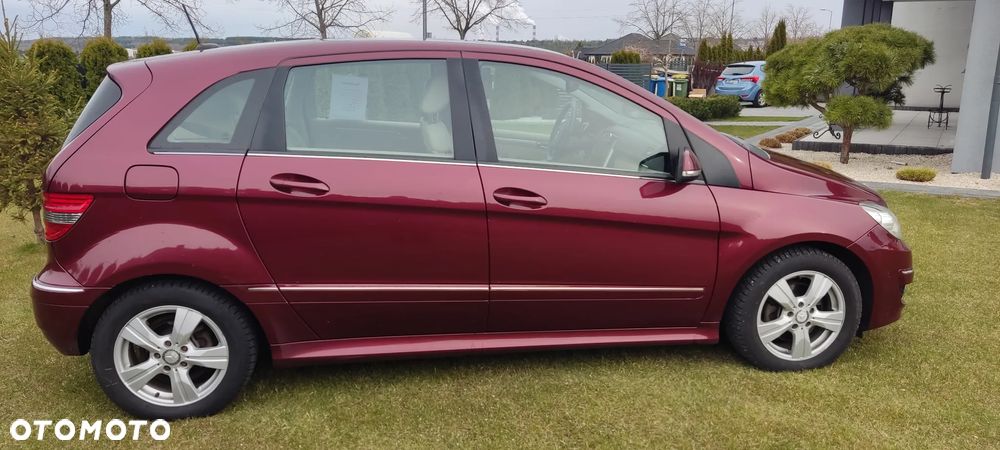 Mercedes-Benz Klasa B 180 CDI Autotronic - 4