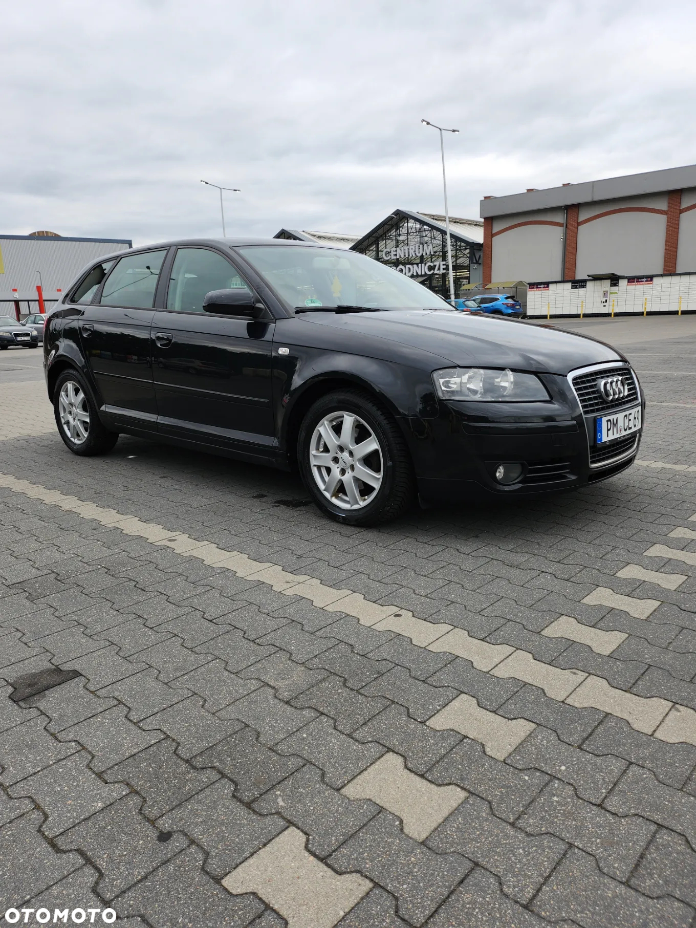 Audi A3 2.0 TDI DPF Ambiente - 4