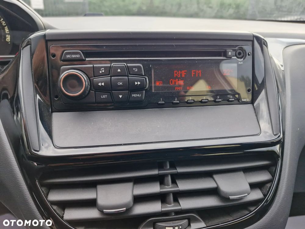 Peugeot 208 PureTech 82 Urban Move - 34