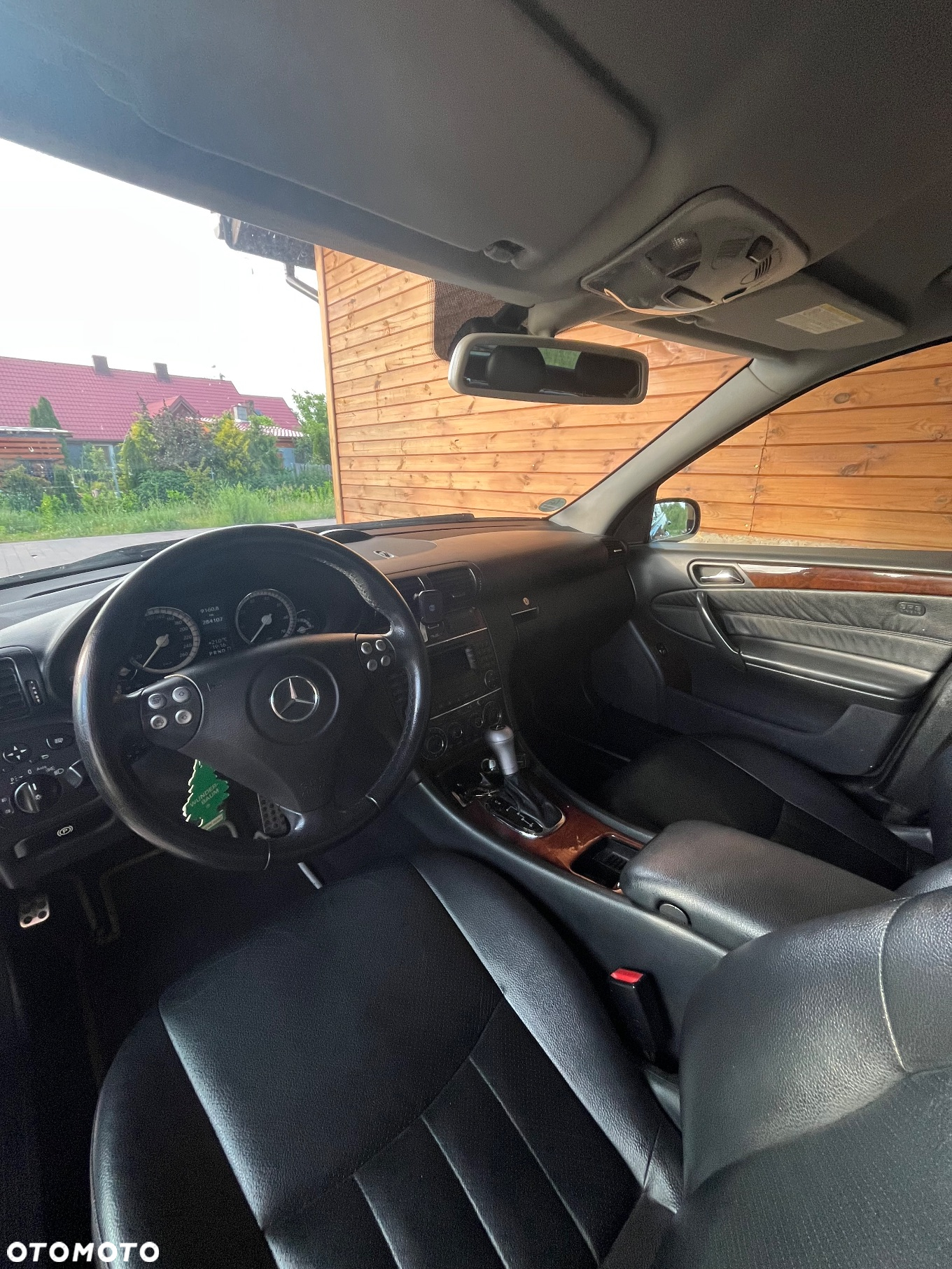 Mercedes-Benz Klasa C 180 T Kompressor Automatik Avantgarde Sport Edition - 7