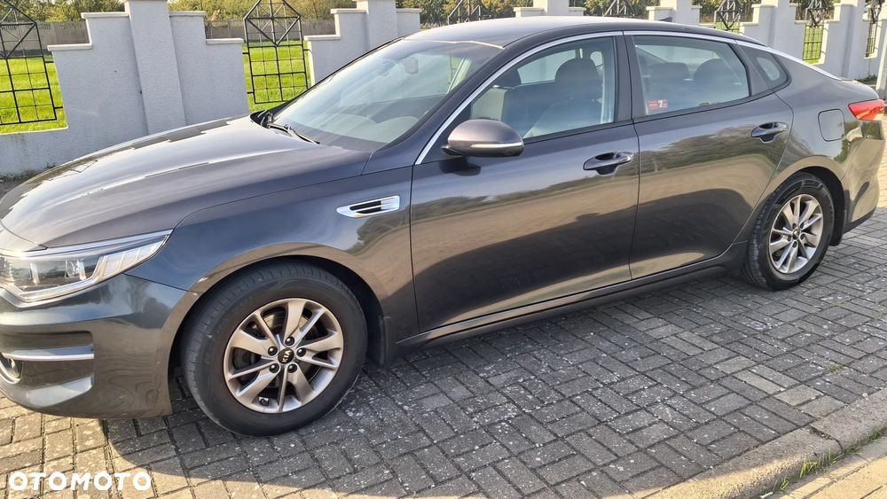 Kia Optima - 7