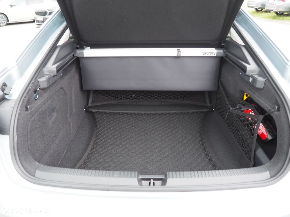 Skoda Superb 1.5 TSI mHEV Drive DSG - 9