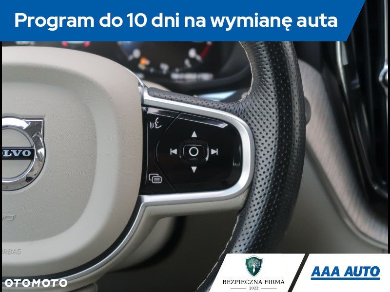 Volvo XC 60 - 19