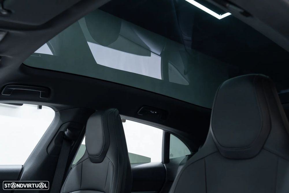 Porsche Taycan Sport Turismo Standard - 29
