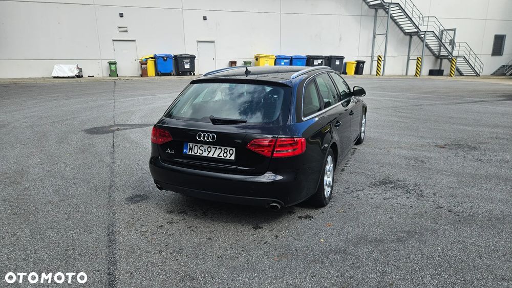 Audi A4 Avant - 9