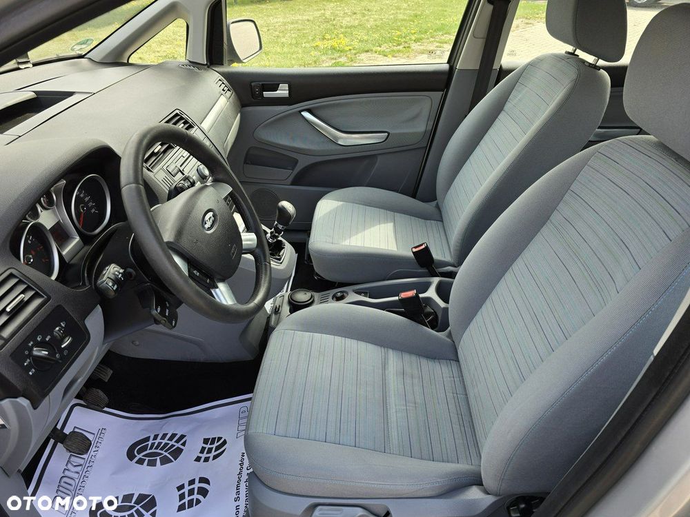 Ford C-MAX - 19