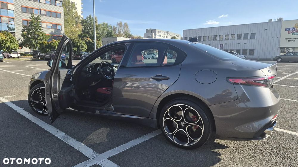 Alfa Romeo Giulia 2.0 Turbo Veloce Q4 - 6