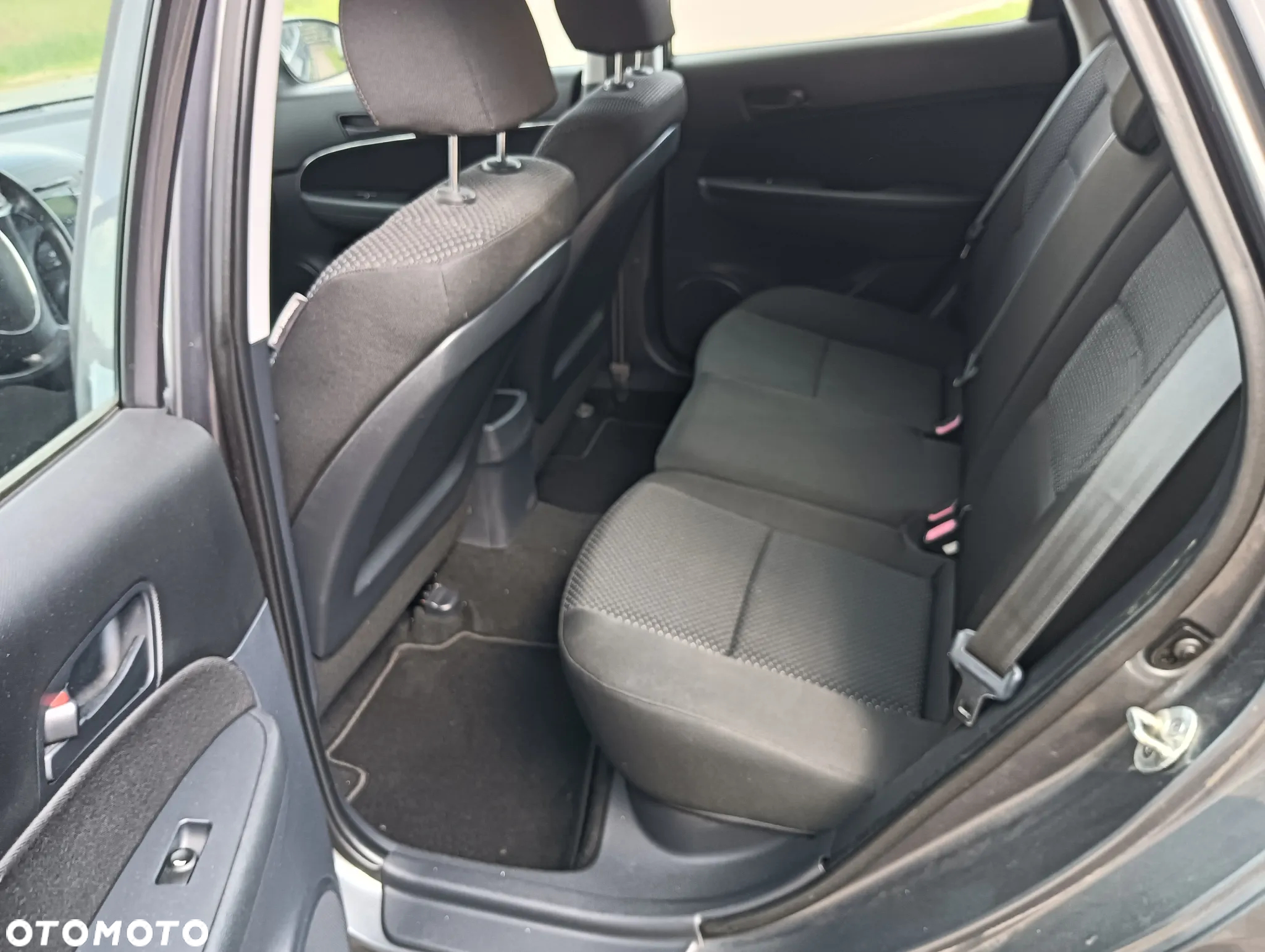Hyundai i30 1.4 Base + - 13