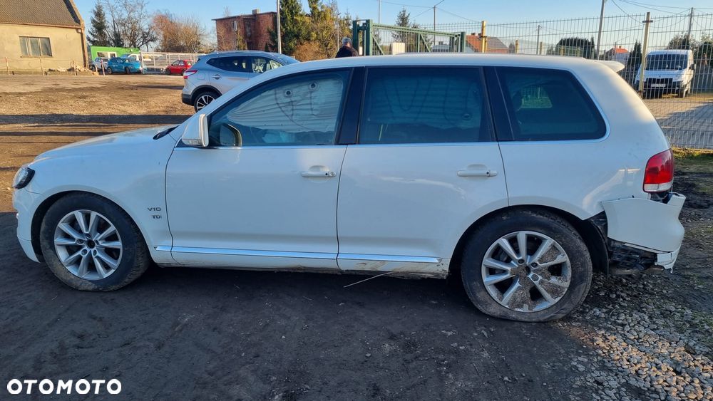 Volkswagen Touareg 5.0 V10 TDI DPF Automatik Exclusive Edition - 16