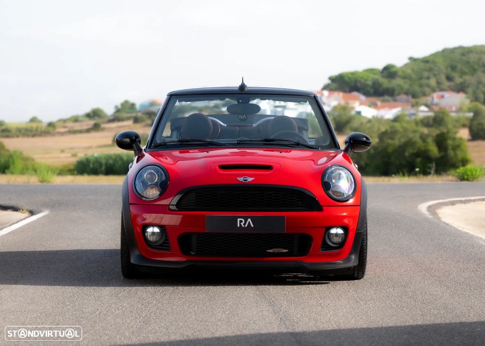 MINI Cabrio John Cooper Works 157g - 3