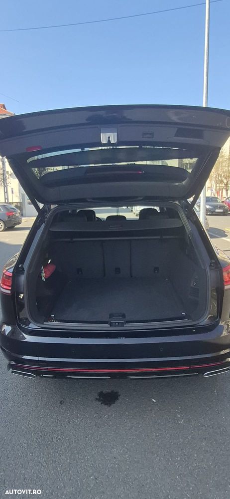 Volkswagen Touareg - 20