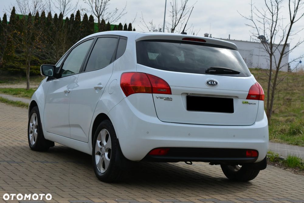 Kia Venga 1.4 CVVT Titanium Collection - 25