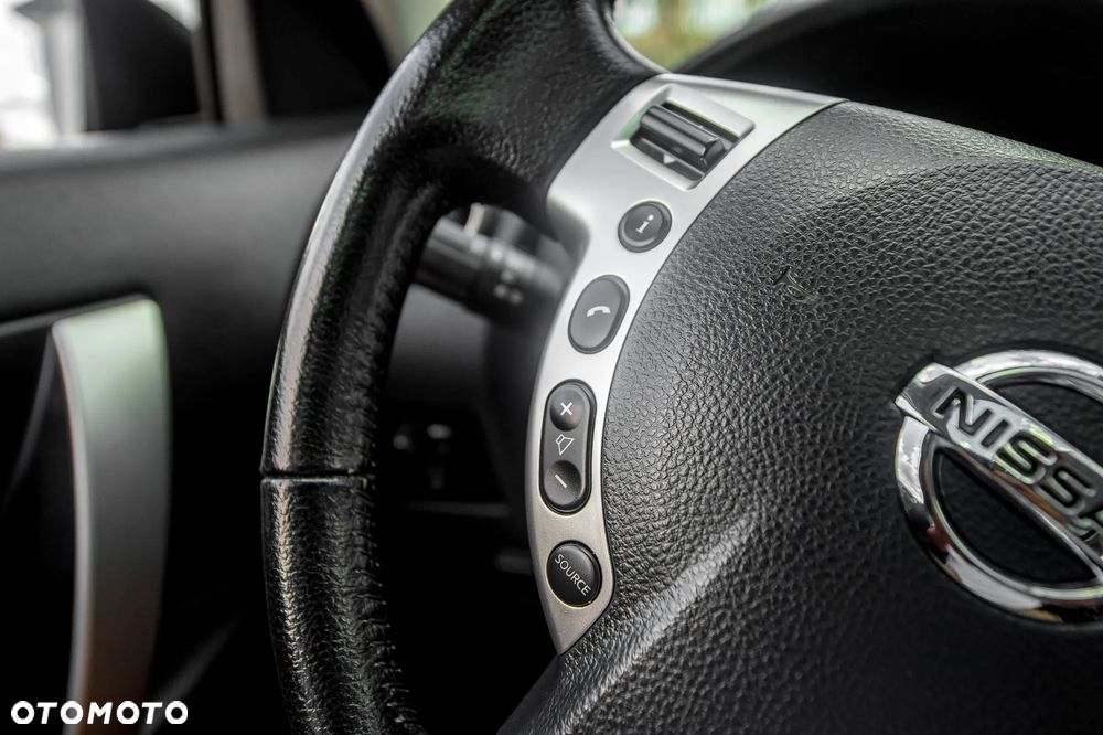 Nissan Qashqai 2.0 4x4 Tekna Premium - 31