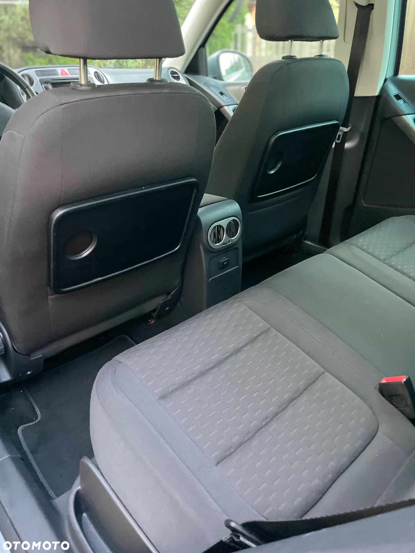 Volkswagen Tiguan - 12