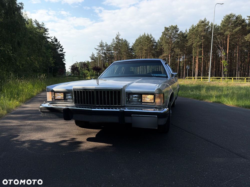Mercury Marquis - 3