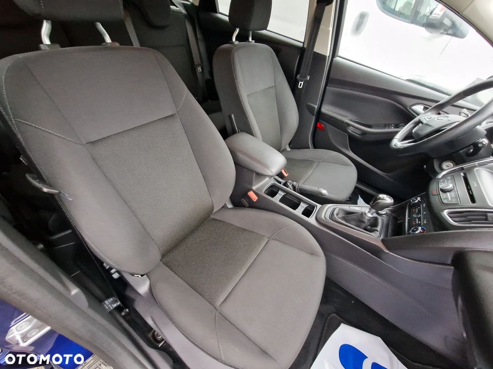 Ford Focus 1.0 EcoBoost Start-Stopp-System TITANIUM - 22