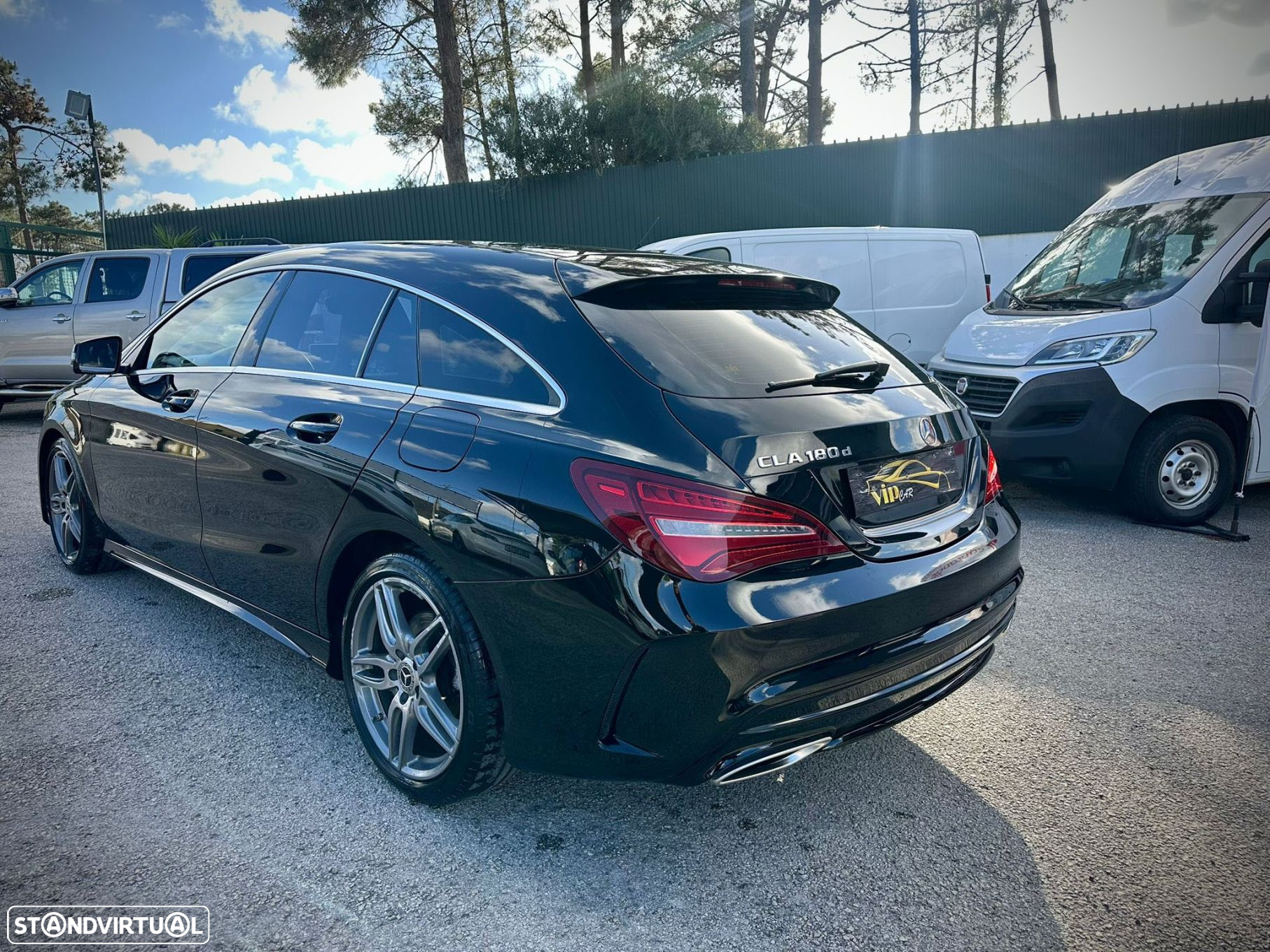 Mercedes-Benz CLA 180 - 5