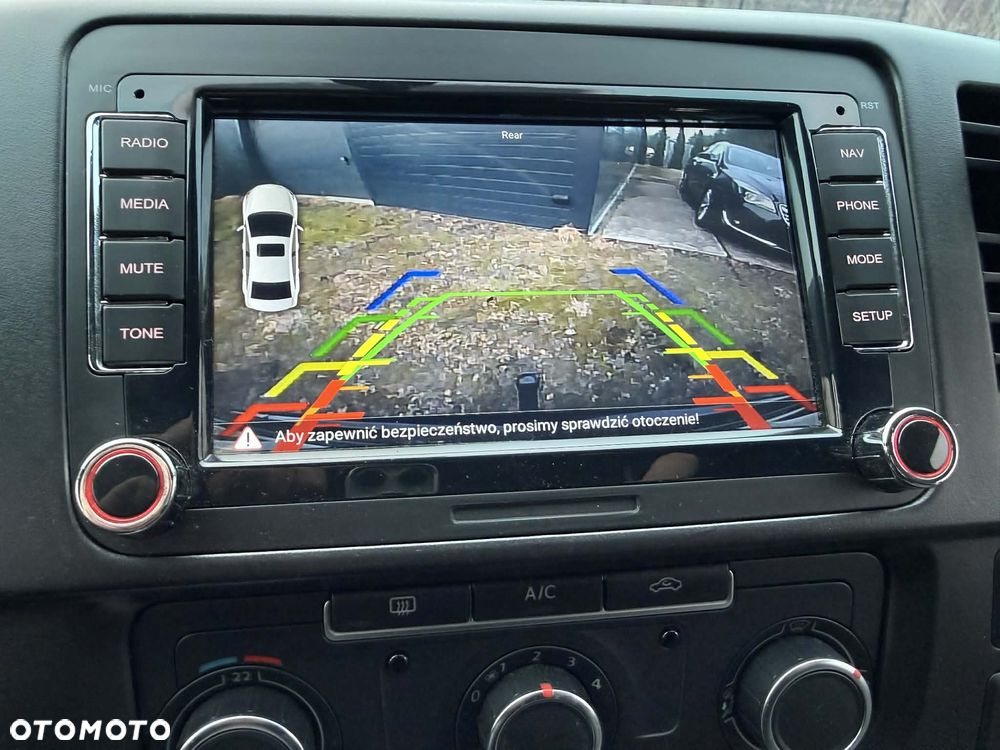 Volkswagen Transporter - 28