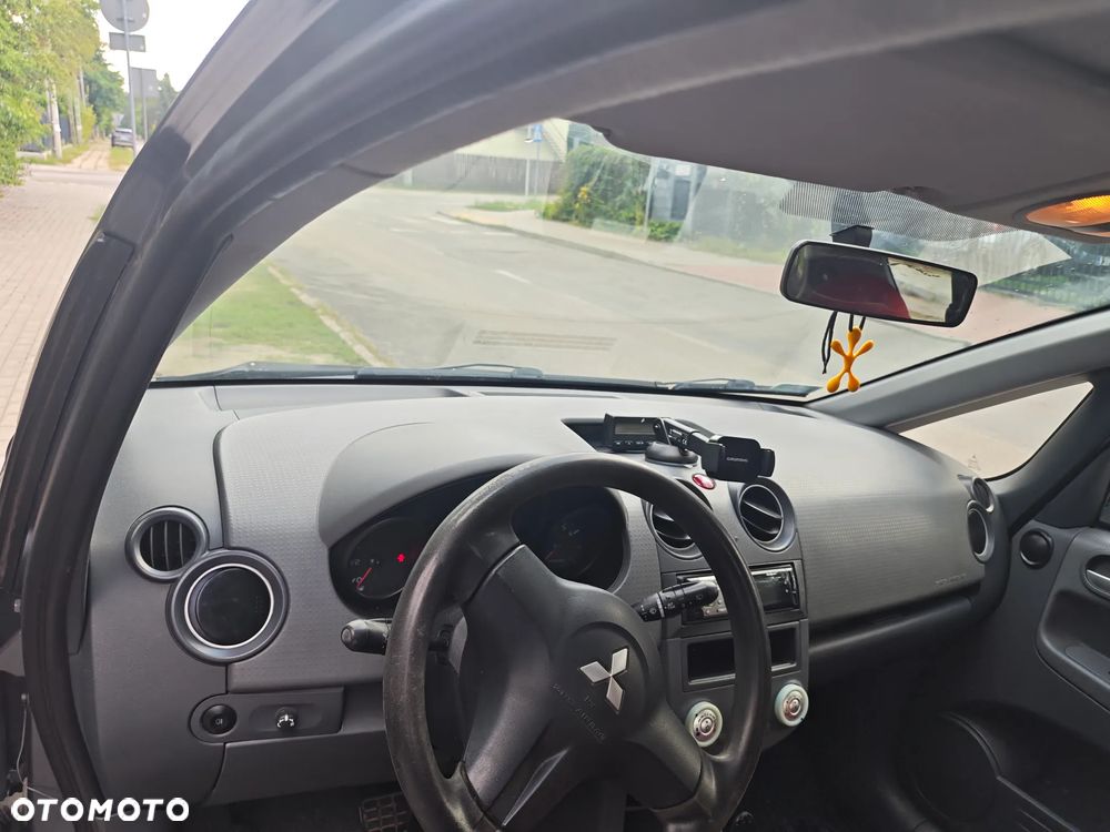 Mitsubishi Colt 1.3 Inform MY08 - 12