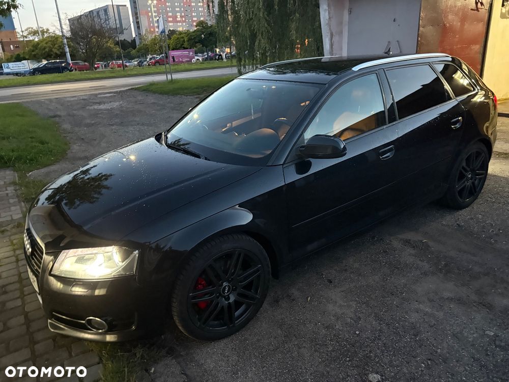 Audi A3 Sportback 2.0 TDI DPF Quattro Ambiente - 11