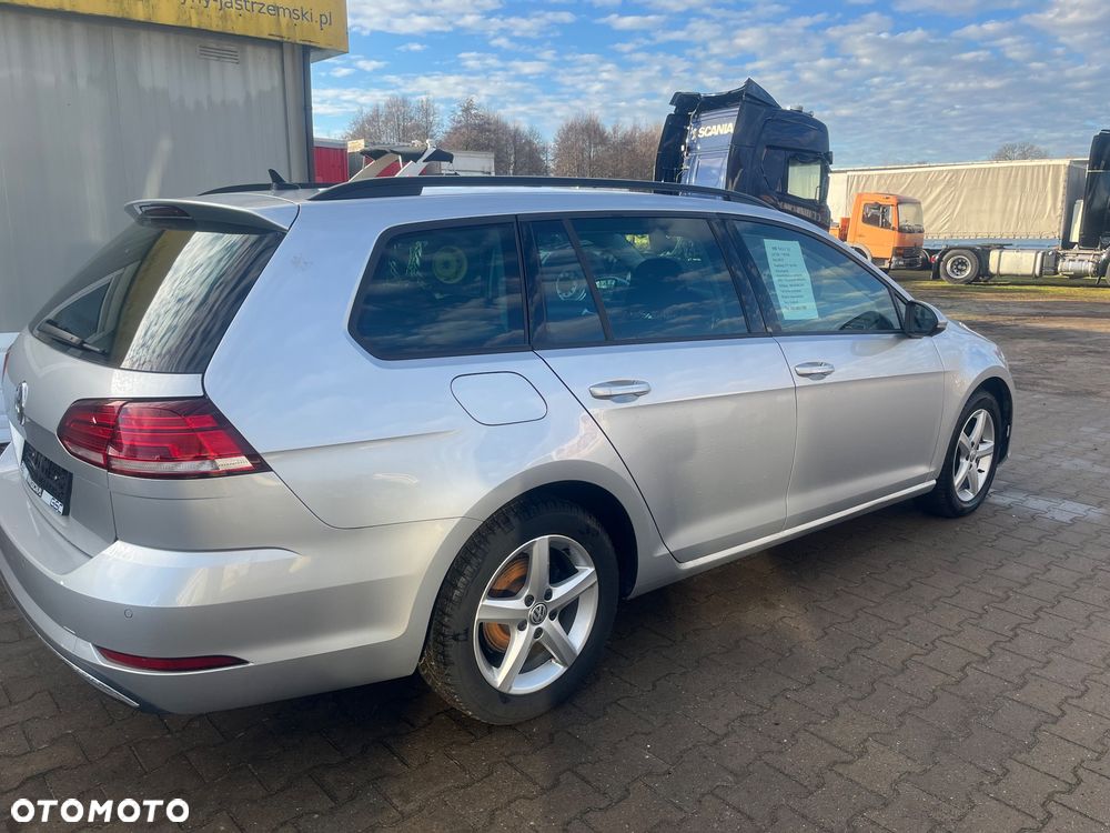 Volkswagen Golf 2.0 TDI SCR DSG Comfortline - 2