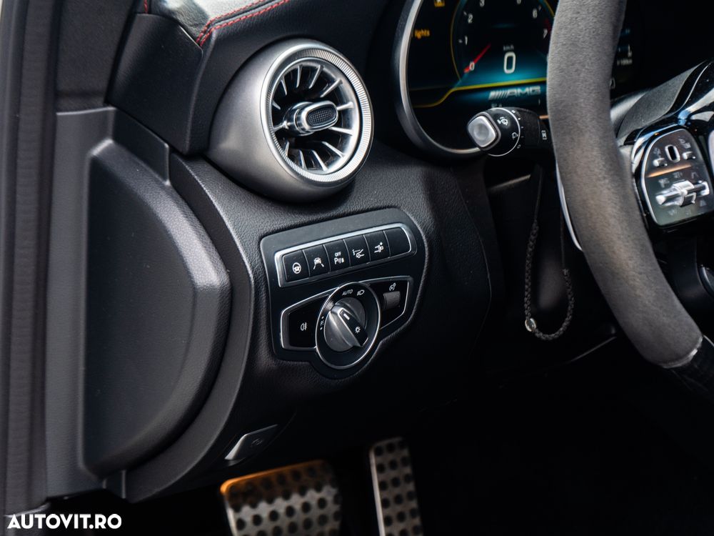 Mercedes-Benz C 43 AMG Coupe 4Matic - 25