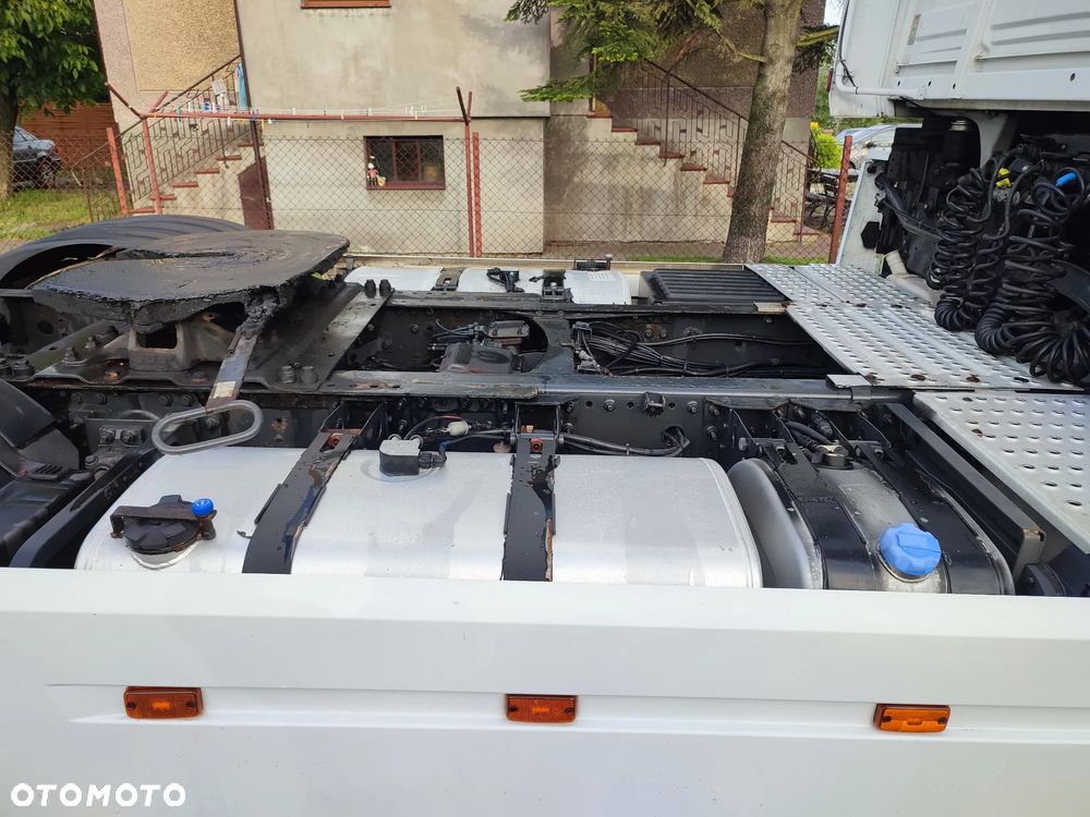 Renault MAGNUM - 14