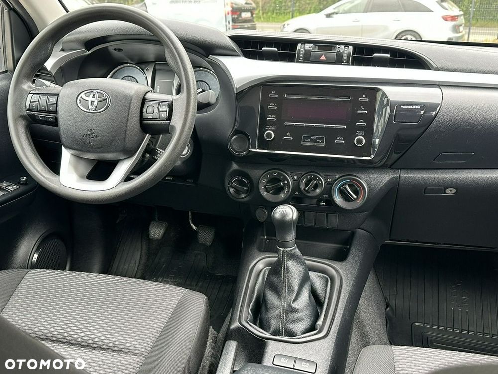 Toyota Hilux 2.4 D-4D Double Cab DLX 4x4 - 22