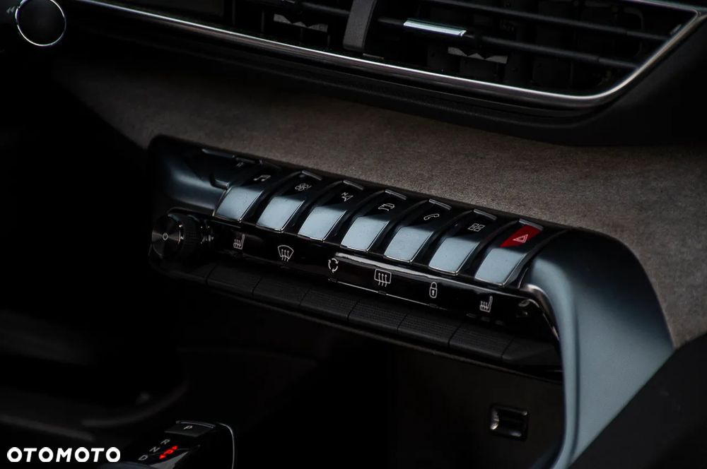 Peugeot 3008 BlueHDi 180 Stop & Start EAT6 GT - 19