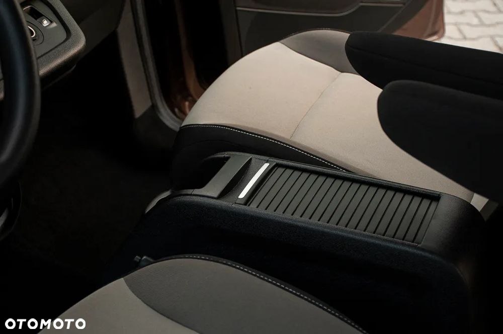 Peugeot Partner - 37