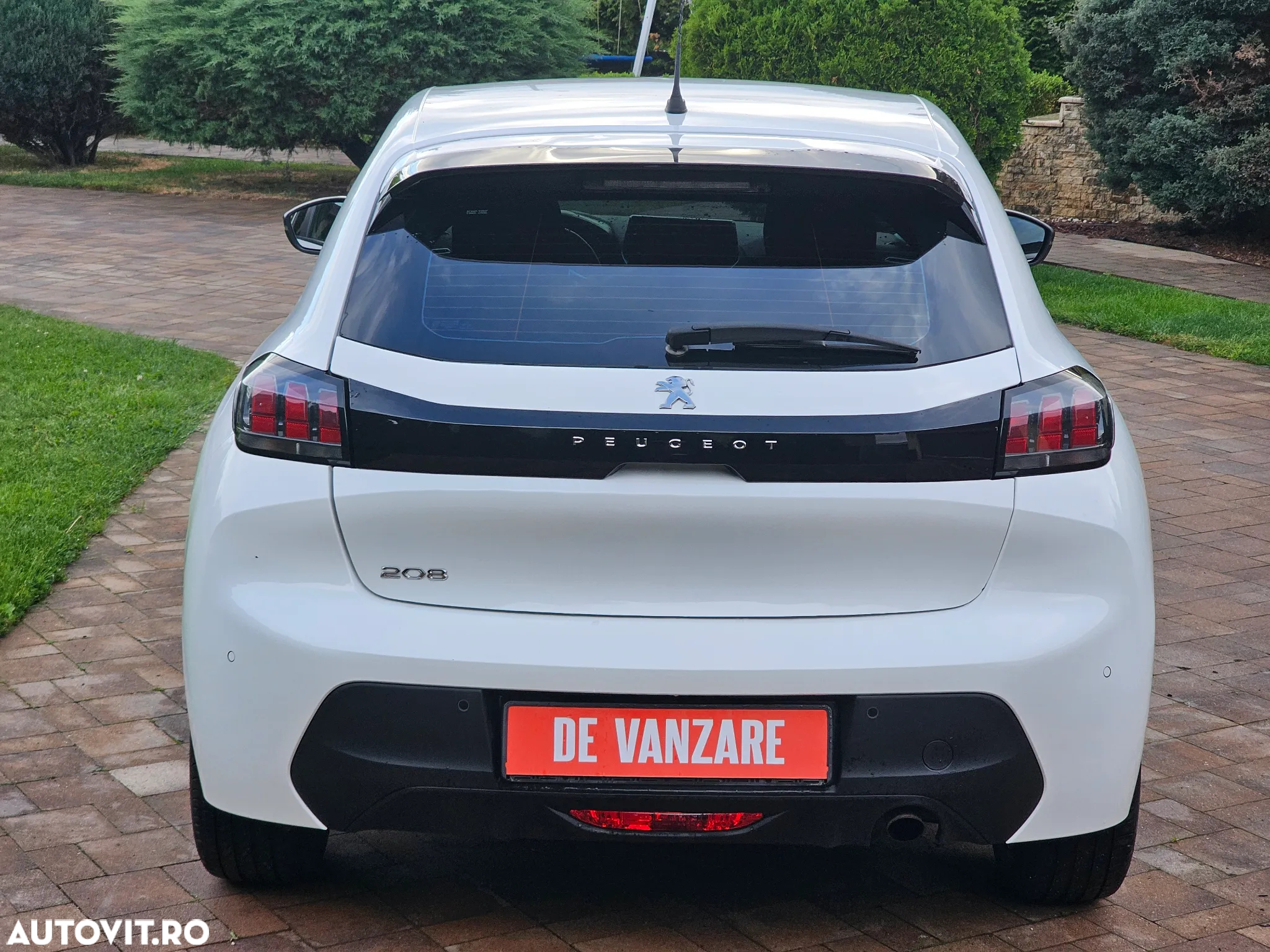 Peugeot 208 1.5 BlueHDi STT Allure - 3