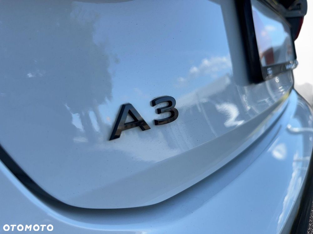 Audi A3 Sportback - 13