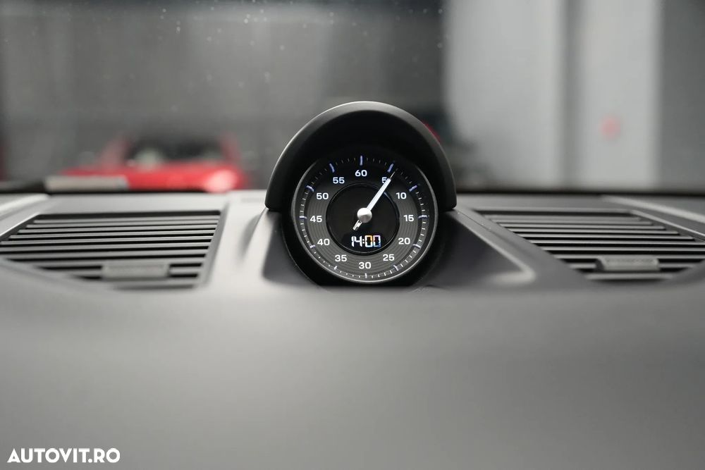 Porsche 911 Carrera PDK - 24