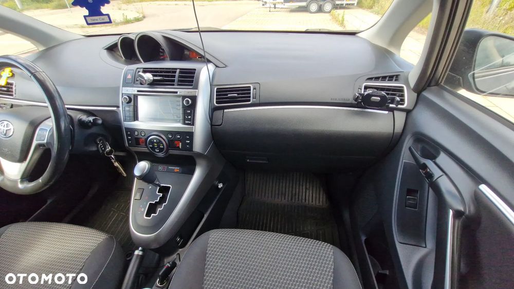 Toyota Verso 1.8 Premium 7os MS - 10
