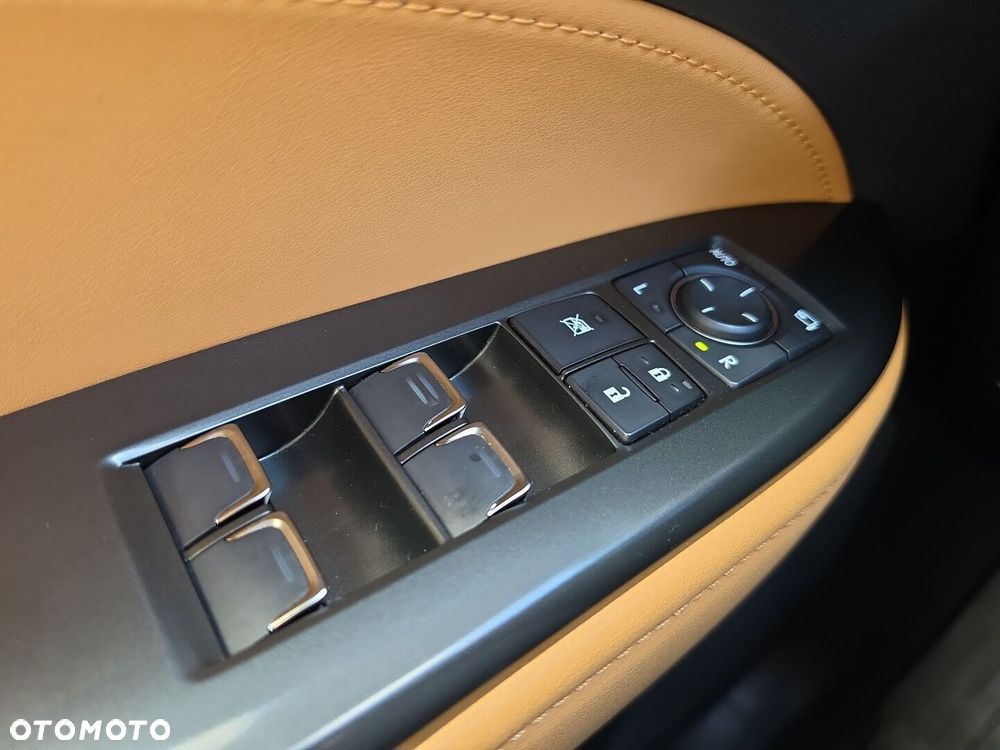 Lexus NX 350h Prestige AWD - 22