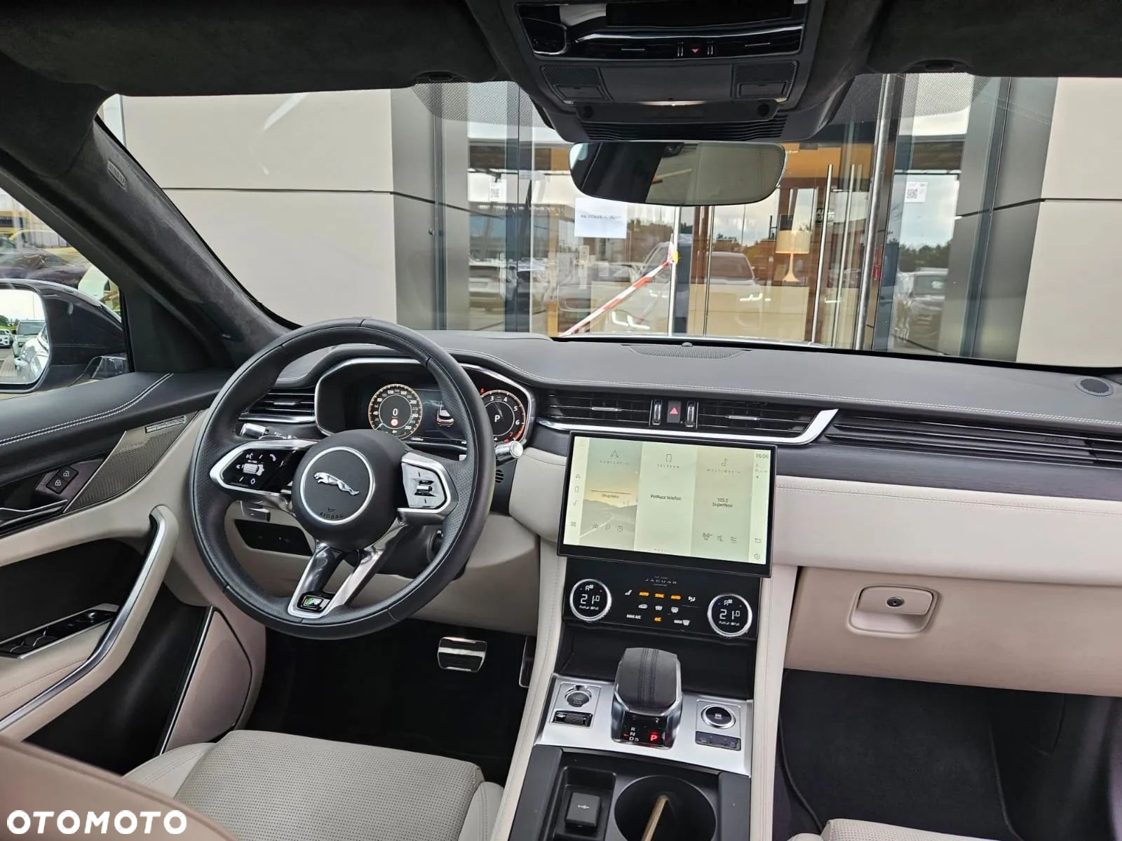 Jaguar F-Pace 2.0 P250 mHEV AWD R-Dynamic HSE - 5