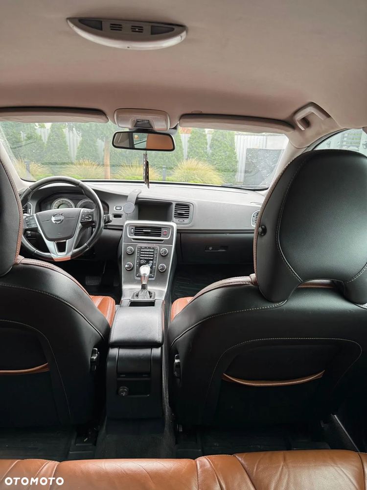 Volvo V60 - 11