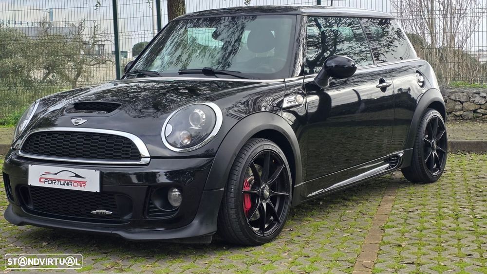 MINI 3 Portas John Cooper Works - 1