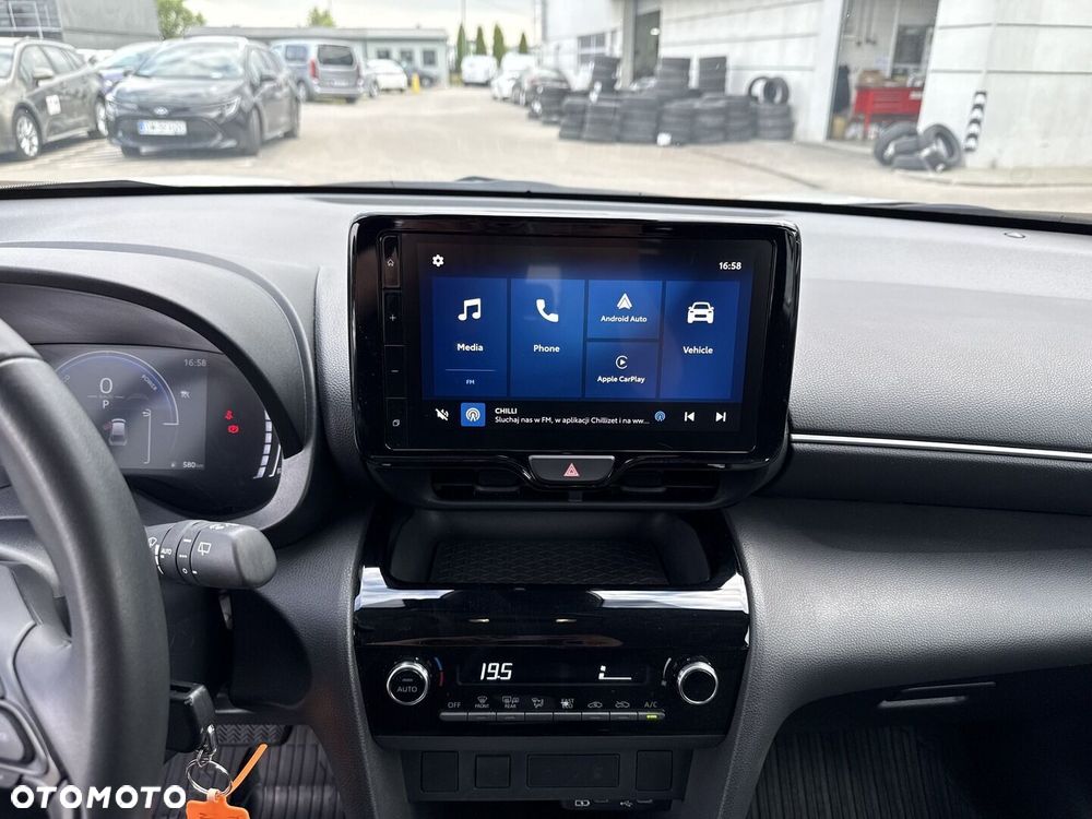 Toyota Yaris Cross Hybrid 1.5 Comfort - 21