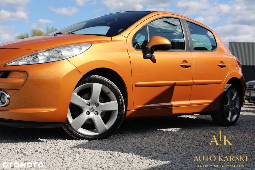 Peugeot 207 - 11