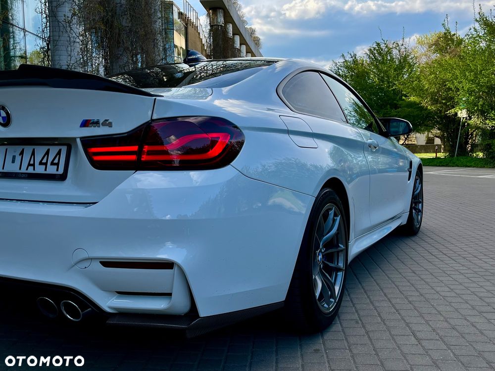 BMW M4 DKG - 17
