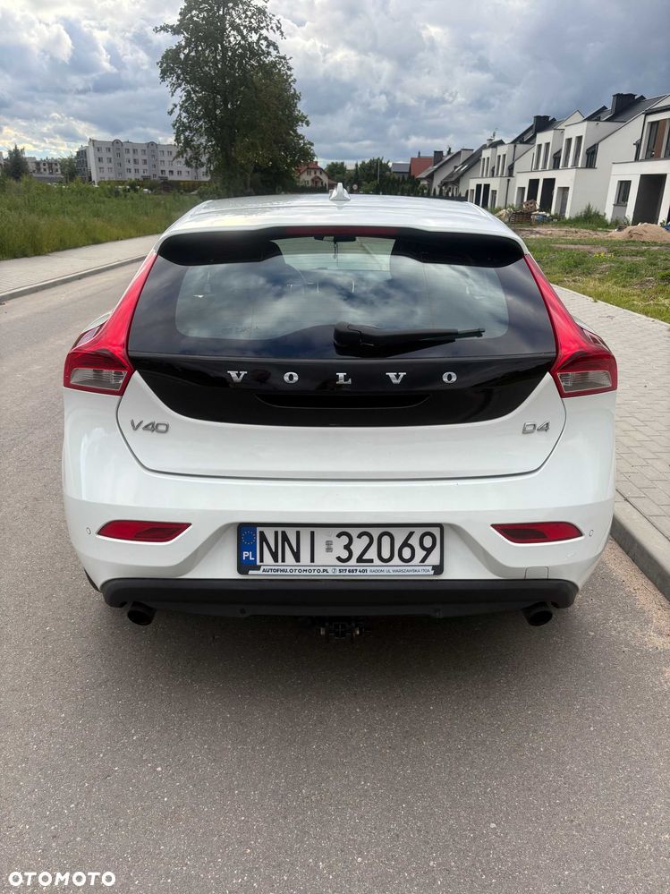Volvo V40 - 4